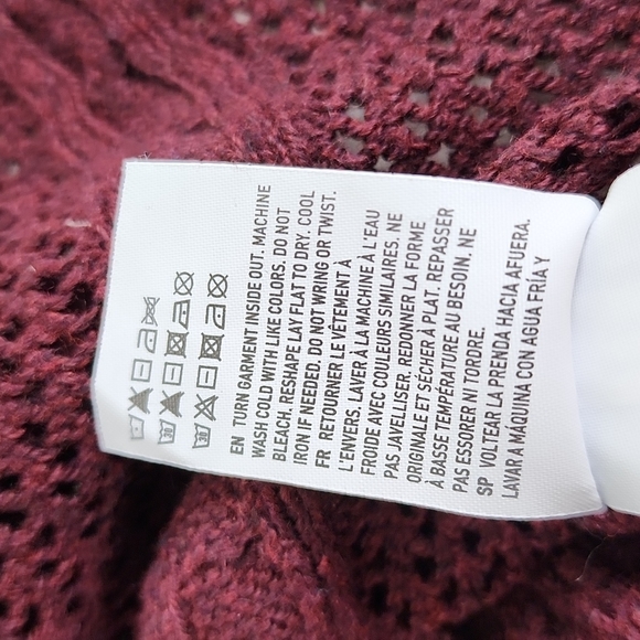 American Eagle Outfitters burgany multi weave cable knit sweater Size Small - Picture 6 of 6